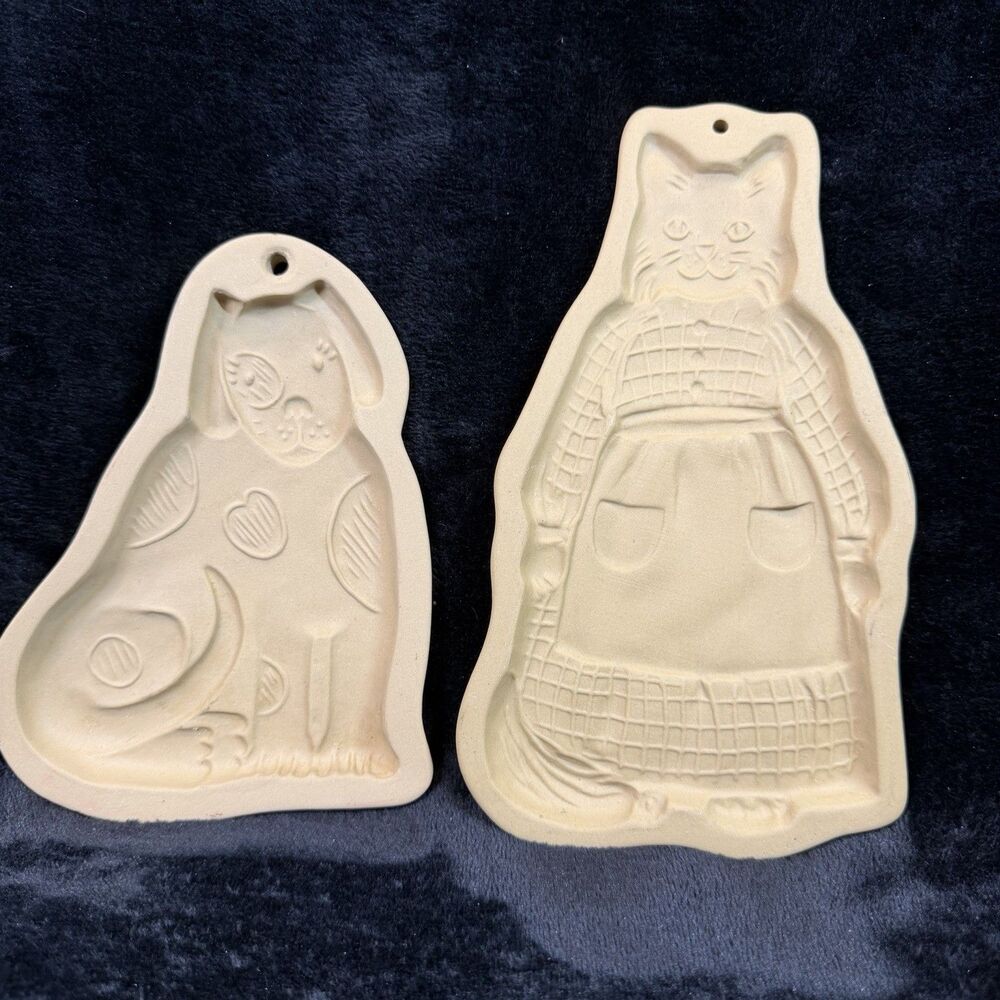 Brown Bag Cookie Art Molds Spot the Dog & Mama Kitty Cat Set of 2 Vintage 1988